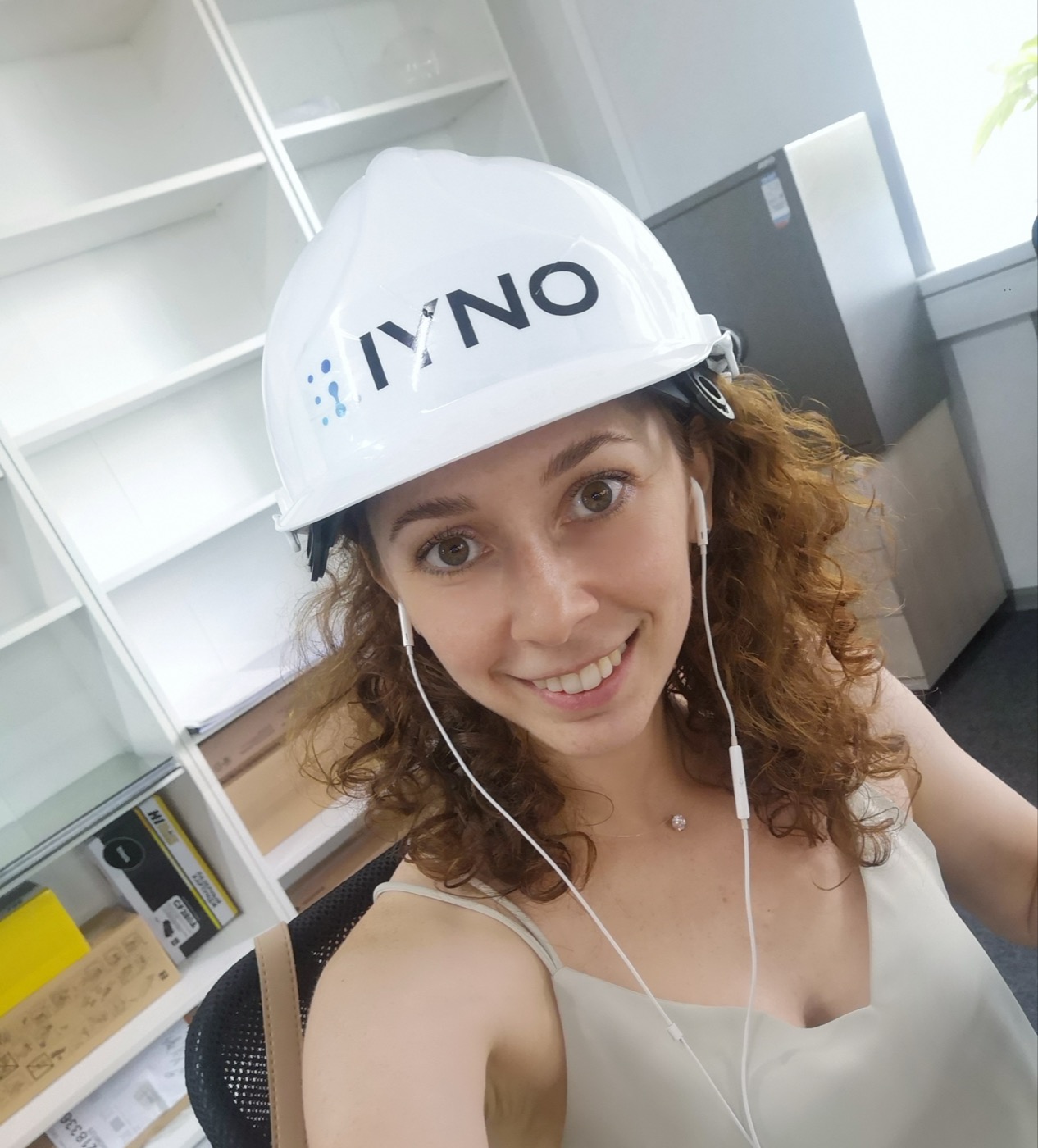 Татьяна на строительной площадке